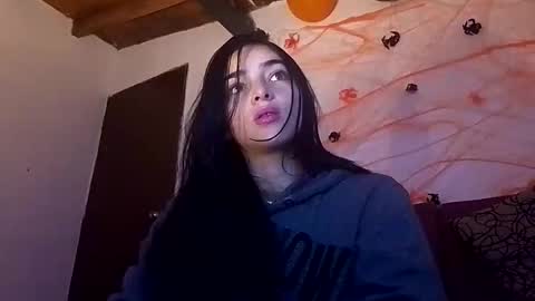 Alisson369  online show from October 2025 10:05:01 AM