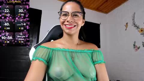 Alisson hoffman05 online show from February 2025 04:42:02 PM