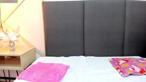 alissonmartin online show from December 2024 03:20:02 PM