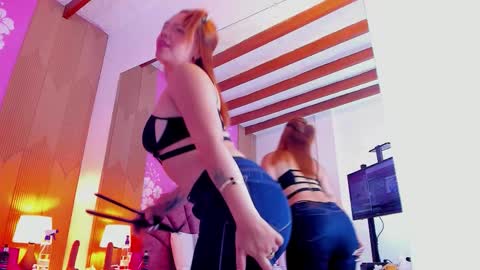 Snapshot of alissonpeach01 chatting on October 2025 02:23:02 PM alissonpeach01 online show from October 2025 02:23:02 PM