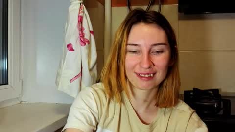 Snapshot of alisun_ chatting on October 2025 03:46:01 PM A L I C E online show from October 2025 03:46:01 PM