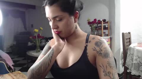 Alix online show from February 2025 05:25:01 AM