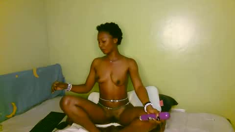 Snapshot of aliyah001 chatting on October 2025 03:06:02 AM aliyah001 online show from October 2025 03:06:02 AM