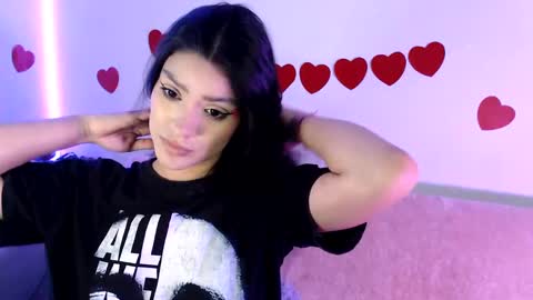 Snapshot of all_smiles_here chatting on January 2025 09:47:02 PM Lola online show from January 2025 09:47:02 PM