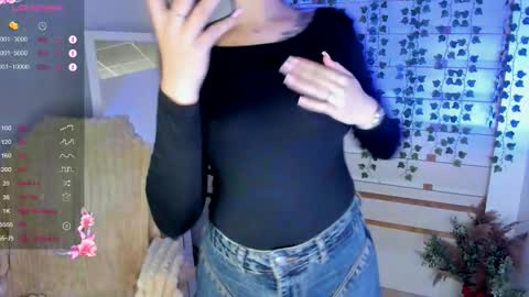 Snapshot of allana_dream chatting on September 2025 06:46:01 AM Allana online show from September 2025 06:46:01 AM