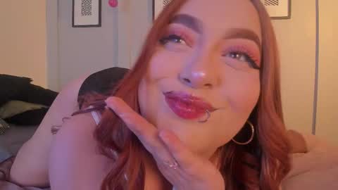 Snapshot of allasska_ chatting on November 2025 06:23:01 AM Laura online show from November 2025 06:23:01 AM