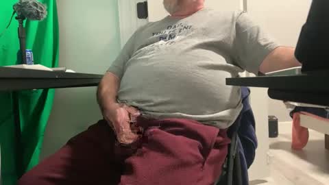 Allergictolove online show from January 2025 12:13:02 AM