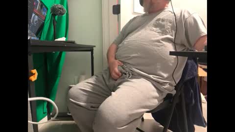 Allergictolove online show from February 2025 03:18:02 PM