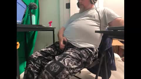 Allergictolove online show from February 2025 01:09:02 AM