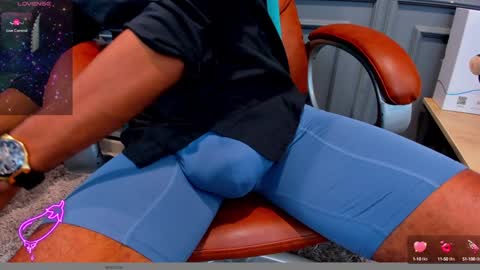 Snapshot of allessandrosantos chatting on December 2024 08:07:01 PM                                 Help me reach 100 likes online show from December 2024 08:07:01 PM