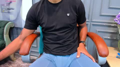 Snapshot of allessandrosantos chatting on February 2025 11:15:01 PM                                 Help me reach 100 likes online show from February 2025 11:15:01 PM