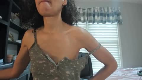 wishlist on bio online show from February 2025 08:31:01 PM