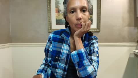 wishlist on bio online show from October 2025 08:04:01 PM