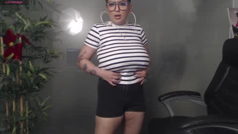         online show from December 2024 09:13:02 PM