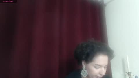        online show from September 2025 07:36:01 PM