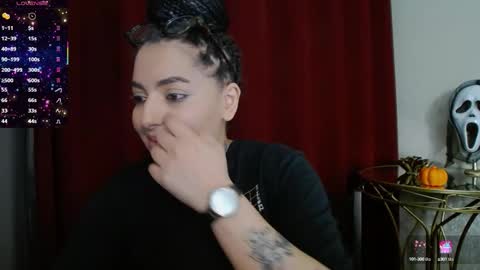         online show from October 2025 06:42:02 PM