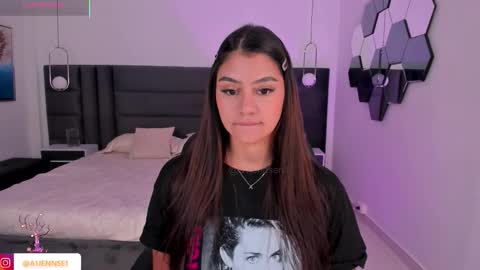 Snapshot of allyjensen chatting on October 2025 10:15:02 AM Alisson online show from October 2025 10:15:02 AM