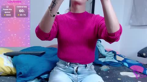 Snapshot of allysonstonne chatting on October 2025 12:11:02 AM Allysonstonnes online show from October 2025 12:11:02 AM