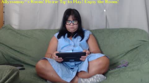 Allyssamay online show from September 2025 12:27:02 PM