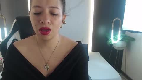 ALMA FENIX  online show from December 2024 03:22:02 PM