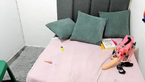 Snapshot of almaa__ chatting on January 2025 07:18:01 PM Alma online show from January 2025 07:18:01 PM