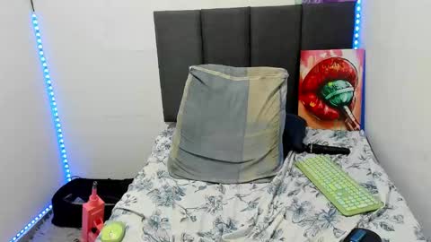 Snapshot of almaa__ chatting on March 2025 01:37:02 AM Alma online show from March 2025 01:37:02 AM