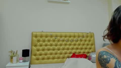 Alma online show from December 2024 12:01:02 PM