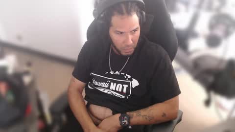 Snapshot of aloha_king chatting on February 2025 10:53:02 PM simplyfaded online show from February 2025 10:53:02 PM