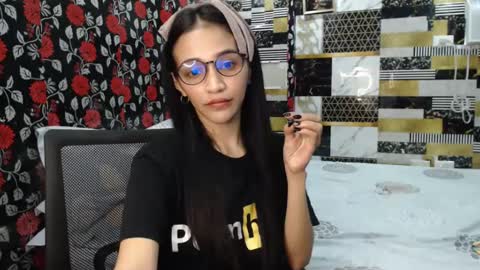 Snapshot of alondra_aleng_ereng chatting on January 2025 02:35:01 AM Alondra  online show from January 2025 02:35:01 AM