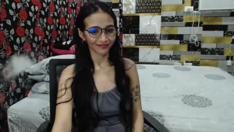 Snapshot of alondra_aleng_ereng chatting on January 2025 02:23:01 PM Alondra  online show from January 2025 02:23:01 PM