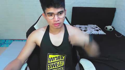 Angelo online show from November 2025 06:03:02 AM