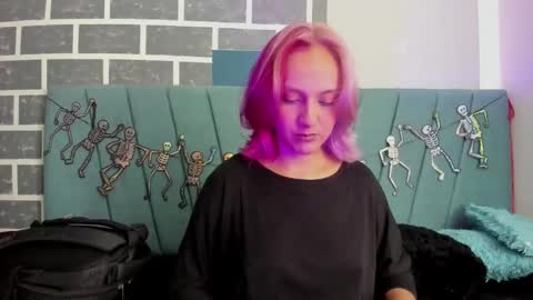 Snapshot of alterego1__ chatting on October 2025 11:39:02 AM Alter online show from October 2025 11:39:02 AM