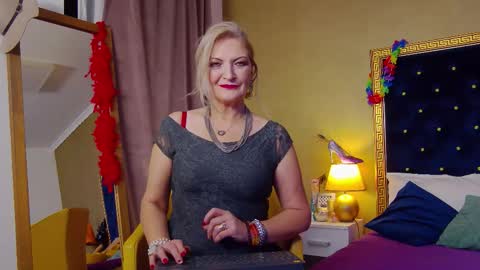 Alura Jenson online show from December 2025 08:03:01 PM