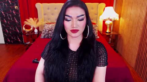 Alura Jhenson online show from October 2025 09:37:01 PM