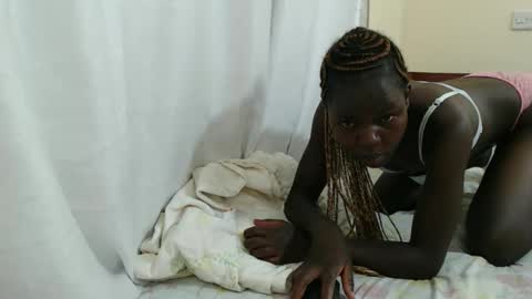 Snapshot of alvine_keji chatting on October 2025 03:29:01 AM Alvine keji online show from October 2025 03:29:01 AM