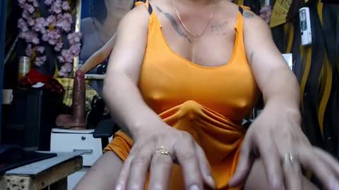 SARAHEYHEYHUGECOCK online show from December 2024 12:59:02 PM