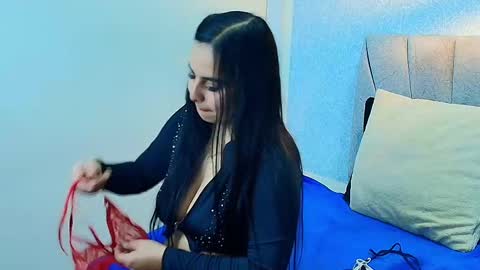   A L Y  online show from September 2025 11:35:02 AM