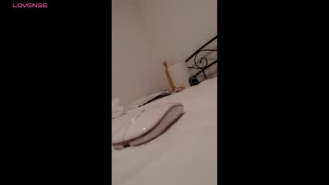 Snapshot of alycediamond21 chatting on November 2025 04:44:02 AM Missy online show from November 2025 04:44:02 AM