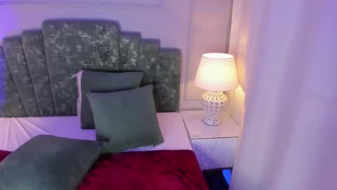 Alys  online show from December 2024 06:13:02 AM