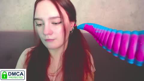 Snapshot of alyssa__scarlet chatting on November 2025 11:45:01 AM Alyssa online show from November 2025 11:45:01 AM