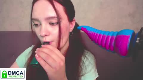 Snapshot of alyssa__scarlet chatting on November 2025 05:46:01 PM Alyssa online show from November 2025 05:46:01 PM