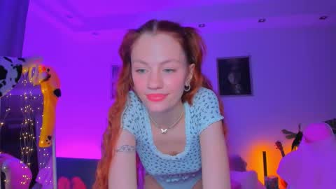 Snapshot of alyssa_smitt chatting on October 2025 09:56:01 PM alyssa_smitt online show from October 2025 09:56:01 PM