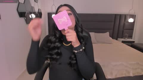 Aly  online show from November 2025 11:54:01 AM