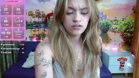 Alyy online show from December 2024 12:13:01 AM