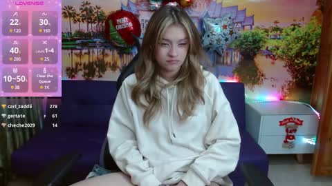 Alyy online show from December 2024 05:18:02 PM