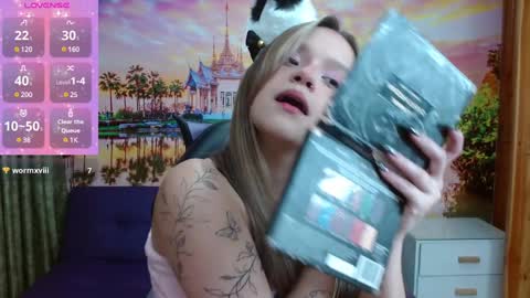 Alyy online show from January 2025 02:19:01 PM