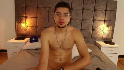 Amadeo Wild online show from March 2025 02:34:02 PM