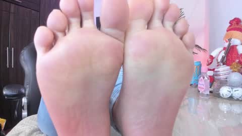 anny online show from December 2024 08:22:02 AM