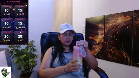 Snapshot of amalia_brunette chatting on March 2025 11:03:02 PM AMALIA online show from March 2025 11:03:02 PM