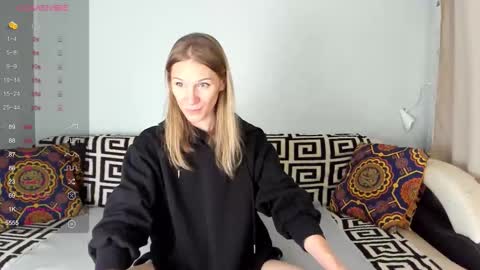 Snapshot of amalia_mio chatting on November 2025 09:52:01 AM Amalia online show from November 2025 09:52:01 AM